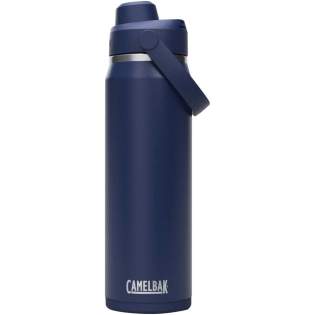 Die Camelbak® Thrive Chug VSS (vakuumisolierte Edelstahl-) Wasserflasche bietet einfache Hydrierung unterwegs. Ein integrierter Stoßschutz schützt sie vor Beulen und gewährleistet einen sicheren Halt auf fast jeder Oberfläche. Eine robuste und langlebige Vollpulverbeschichtung sorgt dafür, dass Getränke ihren Geschmack behalten, während die doppelwandige Vakuumisolierung sie stundenlang heiß oder kalt hält. Der neue Ausgussdeckel klappt auf und bleibt automatisch in geöffneter Position – drücken Sie ihn zurück, und er bleibt an seinem Platz. Der Ausguss lässt sich leicht verschließen, sodass die Flasche zu 100 % auslaufsicher ist. Der neue, weiche Schwenkgriff ermöglicht zudem ein bequemes Tragen. Fassungsvermögen: 750 ml. 