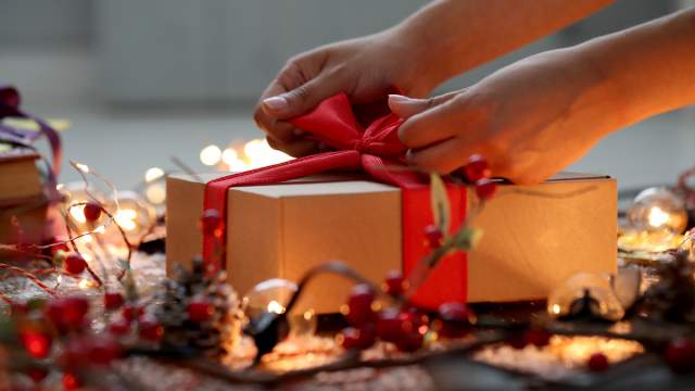 Why your company needs Christmas packages.