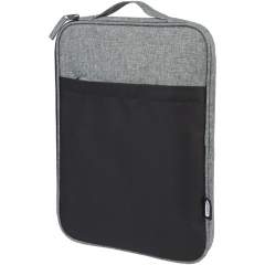 The two-tone laptop sleeve is made from 100% GRS recycled materials on the exterior, and it features a compact and protected laptop compartment fitting most 14" laptops. It also has a zippered front pocket for documents, notebooks and small accessories, and a carrying handle, making it perfect for daily commuting.