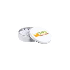 Wit blikje gevuld met ca. 18 gram Tic-Tac, voorzien van een full colour bedrukking op het deksel. Inclusief ingrediëntensticker en seal.