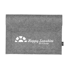 WoW! Schicke Laptoptasche aus RPET hochwertigem Filz. Mit Klettverschluss. Geeignet für Tablets, Laptops und MacBooks bis 15 Zoll. GRS-zertifiziert. Recyceltes Material insgesamt: 95%.