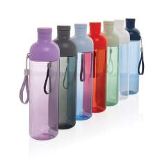 Éliminez l'utilisation de bouteilles en plastique avec cette bouteille d'eau étanche Recycled Impact. Avec son design frais et son corps transparent, cette bouteille est non seulement facile à utiliser, mais aussi belle à regarder. Le corps en deux p...