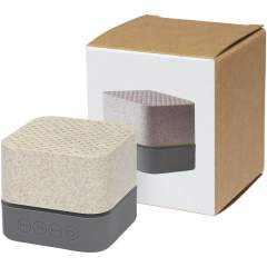 Weizenstroh Bluetooth® 5.0 Lautsprecher aus 51 % Weizenstroh und 49 % PP-Material. Verfügt über einen eingebauten, wiederaufladbaren 350-mAh Lithium-Ionen-Akku mit einer Wiedergabezeit von bis zu 1,5 Stunden bei maximaler Lautstärke. Mit einer 3-Watt-Lautsprecherausgabe und integrierter Musiksteuerung und integriertem Mikrofon ist der Aira Bluetooth®-Lautsprecher der perfekte Desktop-Lautsprecher. Verpackt in einer Geschenkschachtel und wird mit einer Anleitung geliefert (beides aus nachhaltigem Material). Wird mit einem Micro-USB-Ladekabel geliefert. 