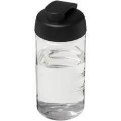 Single-wall sport bottle with integrated finger grip design. Bottle is made from recyclable PET material. Features a spill-proof lid with flip top. Volume capacity is 500 ml. Mix and match colours to create your perfect bottle. Contact customer service for additional colour options. Made in the UK. Packed in a recycled PE plastic bag. BPA-free.