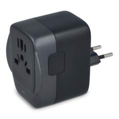 Voyagez dans plus de 150 pays avec cet adaptateur compact et léger (140 g). Sécurisé, écologique et parfait pour les voyages en famille.