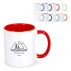 Unser beliebter Oslo-Becher mit farbiger Innenseite und Henkel. Dieser Becher wurde speziell für die Sublimation entwickelt und bietet die perfekte Grundlage für persönliche Designs, die den Farbakzent ergänzen.