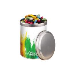 Medium rond blik, 0,9 liter gevuld met ca. 750 gram Dropstaafjes mix en voorzien van een full colour bedrukte sleeve