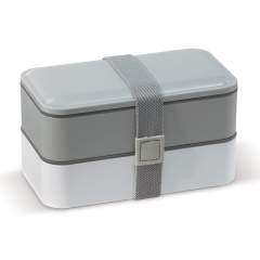Die Bento-Box basiert auf einem uralten japanischen Prinzip. Sie ist die ideale Lunchbox oder für ein Sommer-Picknick mit mehreren Fächern. Aus unverwüstlichem Material gefertigt und geeignet, den Inhalt in der Mikrowelle zu erwärmen. Wird mit Besteck geliefert.