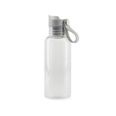 Bouteille idéale pour une utilisation quotidienne. Le dessus à bouton-poussoir permet une utilisation facile en déplacement. Fabriqué à partir de PET recyclé, cet article contient un total de 63 % de contenu recyclé sur la base de son poids total. Lavage à la main uniquement, convient exclusivement aux boissons froides. Livrée dans une boite en kraft certifié FSC®.