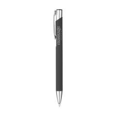 Blauwschrijvende, aluminium balpen met metalen clip. De houder is afgewerkt met een mooie rubberised finish. Doordat de houder uit één geheel bestaat heeft deze pen ruimte voor een grote opdruk.