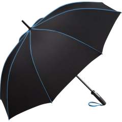 Stylish automatic umbrella in medium size with coloured highlights