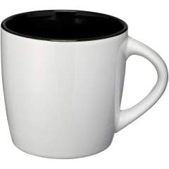Drinking coffee from a beautifully designed mug always tastes better. So why not choose the Aztec ceramic mug? The glossy exterior provides enough space for adding a logo or message, and the colour accent on the interior makes the 340 ml mug stand out even more. The Aztec mug (including print) is dishwasher safe according to EN12875-1 for at least 125 washes. 