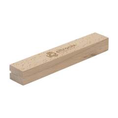 Cassette en bois de hêtre adaptée pour 1 instrument d'écriture. Tous nos stylos ne sont pas compatibles avec cette cassette. Veuillez nous contacter pour vérifier la compatibilité du stylo de votre choix.