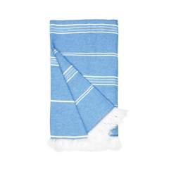 De T1-RHAM Recycled Hamam Towel Cobalt Blue hamamdoek is gemaakt van 60% gerecycled katoen gecombineerd met 40% gerecycled polyester.<br />Katoen en PET-flessen krijgen een nieuw leven door deze hamamdoek.<br />Er zijn geen kunstmest, pesticiden en zo min mogelijk water gebruikt voor de productie.<br />Door het formaat van 100 x 180 cm is het ideaal voor het strand.<br />Kies nu een van de natuurlijke, frisse kleuren.