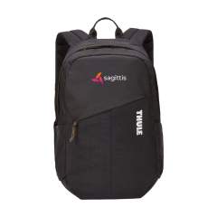 Sac à dos professionnel pour ordinateur portable avec label de qualité bluesign® de la marque Thule. Le sac à dos est fabriqué à 100% en polyester 600D recyclé et est doublé de nylon 400D. Le compartiment généreux offre beaucoup d'espace de rangement et dispose d'une poche zippée et d'un compartiment de protection rembourré pour un ordinateur portable jusqu'à 14 pouces (MacBook® Pro 16 pouces). Avec deux poches latérales et une poche zippée sur le devant pour un accès rapide aux objets personnels. Entièrement doublé et équipé de fermetures éclair YKK et d'une boucle de transport. Les bretelles réglables et le panneau arrière sont équipés de mousse et garantissent un excellent confort de transport. Ce sac à dos est fabriqué à partir de tissus et d'accessoires approuvés bluesign® et produit de manière économe en ressources. Capacité env. 20 litres.