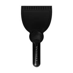 Grattoir à glace de forme ergonomique avec poignée pratique. Fabriqué à partir de 98% de plastique recyclé. Fabriqué en Europe.