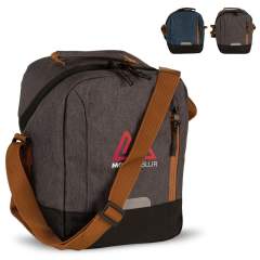Sac isotherme tendance avec bandoulière réglable. La grande ouverture facilite le chargement et l'accès au compartiment principal. La poche à fermeture éclair sur le devant permet de ranger les petits effets personnels en toute sécurité.