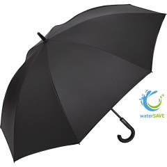 Sporty automatic golf umbrella for two people with shortened closing mechanism and handle in noble carbon look
