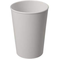 The Americano® Switch Renew single-walled tumbler has a 300 ml capacity, and is ideal for cold drinks, but also for ice cream or even fries! The tumbler contains 25% plastic derived from sugar cane, reducing the need for virgin plastic. The tumbler is dishwasher safe, microwave safe and BPA-free. As part of the Americano® Switch family, you can customise your tumbler by adding a lid and grip as required. Made in the UK. Packed in a recycled PE plastic bag.