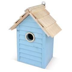 Transformez votre jardin en paradis d'oiseaux avec ce nichoir fraîchement coloré. Avec son ouverture de 30 mm, il convient aux petits oiseaux du jardin, y compris les mésanges noires et les moineaux. Panneau de 15 mm pour l'isolation et base fendue pour le drainage.