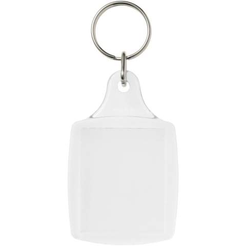 Doorzichtige A5 sleutelhanger met metalen sleutelring. Er past een papieren inzetstuk of pasfoto in. Afmetingen van het te bedrukken inzetstuk: 4,5 cm x 3,5 cm.