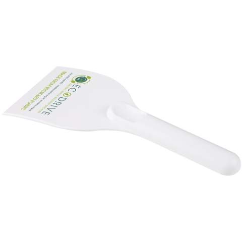 Basic handled windshield scraper with a large decoration area. The strong handle will make sure enough pressure can be added to remove all the ice from the windshield. Made in UK from recycled plastic. The ice scraper has a speckled finish due to the nature of the recycled material.