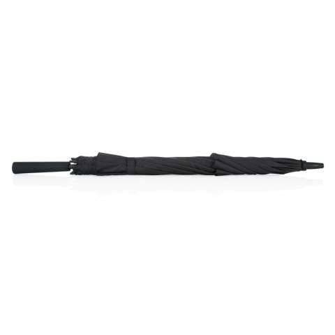 Parapluie tempête 23 pouces Swiss Peak AWARE™ Tornado en rPET pongé 190T. Son ouverture automatique/fermeture manuelle et son système coupe-vent offrent facilité d'utilisation et fiabilité. Avec un manche en métal et une armature en fibre de verre, ce parapluie est solide et durable. La poignée droite en caoutchouc ABS offre une prise en main confortable, et il est livré dans une boîte cadeau Swiss Peak FSC kraft. Avec le traceur AWARE™ qui valide l'utilisation authentique de matériaux recyclés. 2% des recettes de chaque produit Aware™ vendu seront reversés à Water.org.<br /><br />UmbrellaMechanism: Ouvrir automatiquement, fermer manuellement<br />IsStormproof: true