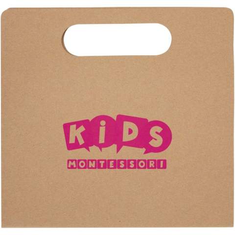 Dieses Mal-Set für Kinder ist ideal, um die Kreativität junger Künstler zu fördern. Enthält sechs Buntstifte, einen Radiergummi, einen Bleistiftanspitzer und insgesamt 30 Bögen (14 × 20,5 cm) mit 3 verschiedenen Motiven (10 Bögen pro Motiv). Achtung! Nicht für Kinder unter drei Jahren geeignet. Verschluckbare Kleinteile, Erstickungsgefahr. Funktionelle scharfe Kante. Nicht zum Verzehr geeignet. Nur unter Aufsicht von Erwachsenen verwenden.