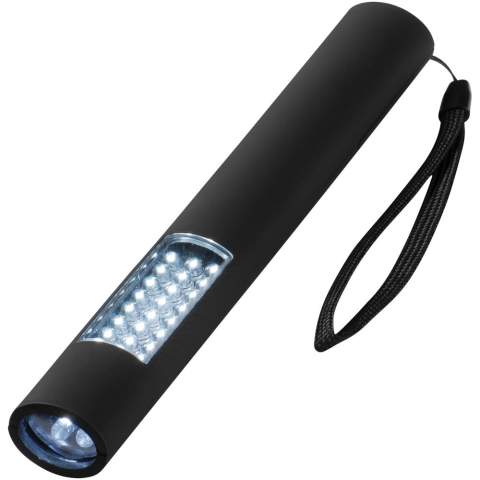 Slanke, magnetische zaklantaarn met 3 lichtstanden - 4 LED knipperlicht, 24 LED normaal licht en combinatie van beide. Magnetische achterzijde voor bevestiging op metalen oppervlakken, Aan-/uitdrukknop. Nylon draagriempje. Incl. batterijen. Geleverd in een STAC geschenkverpakking. Exclusief ontwerp.