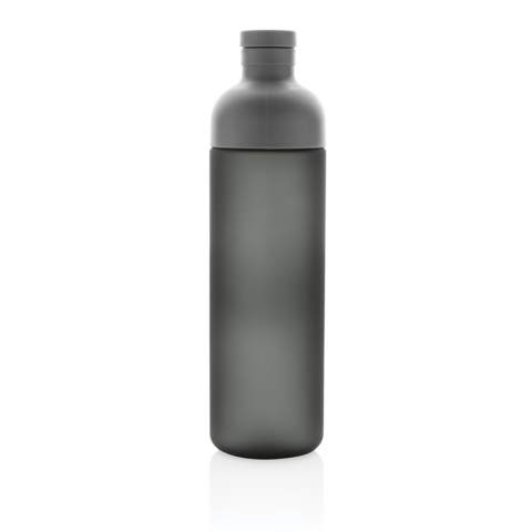 Vermeiden Sie die Verwendung von Plastikflaschen mit dieser auslaufsicheren Tritan-Wasserflasche. Mit ihrem frischen Design und dem gefrosteten Körper ist die Flasche nicht nur einfach zu tragen, sondern auch schön anzusehen. Das geteilte Körperdesign erleichtert die Reinigung und eignet sich hervorragend, wenn Sie Ihrer Flasche Eiswürfel hinzufügen möchten. Zusätzlich hat sie ein Gurt zum einfachen Tragen. Inhalt: 600ml. BPA frei. 2% des Erlöses jedes verkauften Produkts der Impact Collection werden an Water.org gespendet. Nur Handwäsche.