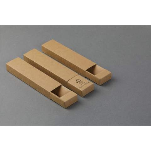 A sturdy box made from environmentally friendly kraft cardboard. A contemporary gift box, providing protection for (eco) ballpoint pens, touchscreen pens and mechanical pencils. Each box is suitable for 1 writing instrument.