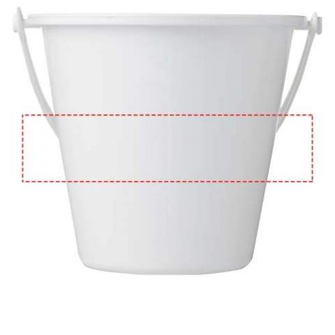 A beach essential made from post-consumer recycled plastic. The bucket and spade has a speckled finish due to the nature of the recycled material. Volume of bucket is 1250 ml. EN71 compliant. Available as matching colours, or contact us to mix and match!