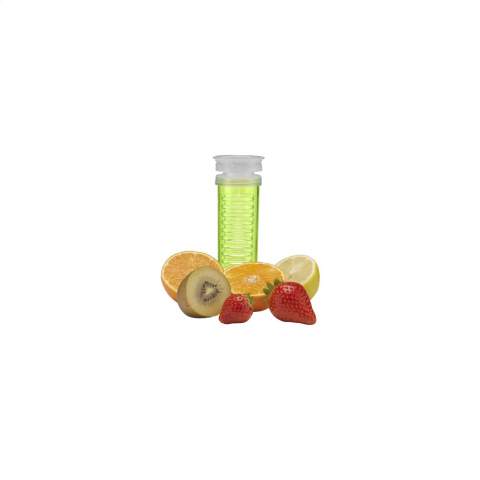 Water bottle with infuser. Clear Tritan plastic: environmentally friendly, BPA-free and durable. With coloured, practical screw cap and lockable drinking opening. Fill the large infuser compartment with fresh fruit or vegetables and create your own taste sensation. Capacity 700 ml.