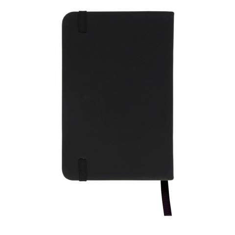 Voici notre carnet A6 avec des pages FSC ! Fabriqué à partir de matériaux R-PET/PU respectueux de l'environnement, c'est votre compagnon durable pour noter vos idées et vos notes. Chaque page que vous remplissez a un impact positif.