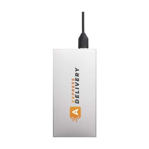 Puissante banque d'alimentation avec batterie lithium-polymère intégrée (5000 mAh). Le boîtier est composé à 100% d'aluminium recyclé certifié GRS. Cette batterie se glisse facilement dans votre poche, ce qui vous permet de l'emporter confortablement partout où vous allez. Entrée 5 V/2.4 A (type-c) Sortie : 5 V/2.4 A double USB. Équipé de voyants lumineux pratiques. Un câble de charge USB-C et un mode d'emploi inclus. Matière recyclée totale : 36%.     L'utilisation d'aluminium recyclé permet de réduire le nombre de nouvelles matières premières utilisées pour la fabrication de ce produit. Cela signifie moins de consommation d'énergie et moins d'utilisation d'eau. Par pièce dans une boîte.