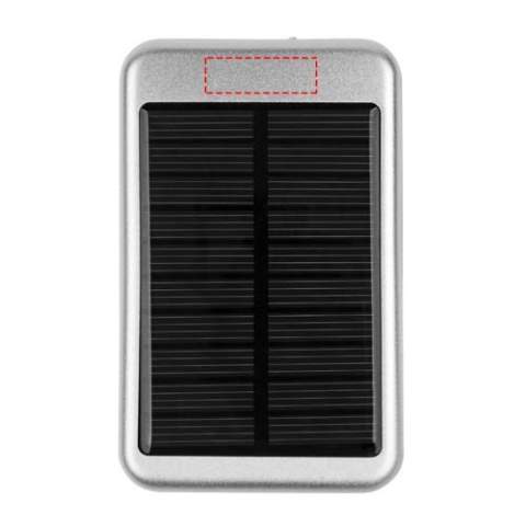 Die Bask Solar-Powerbank ist ideal für Campingreisen oder einen Tag am Strand. Sie beinhaltet einen 4000mAh Lithium-Polymer-Akku einer Ausgangsleistung von 5 V/2 A. Die Powerbank kann durch die Sonne oder über das mitgelieferte USB-zu-Micro-USB-Anschlusskabel aufgeladen werden, das auch zum Aufladen von Geräten mit einem Micro-USB-Eingang verwendet werden kann.