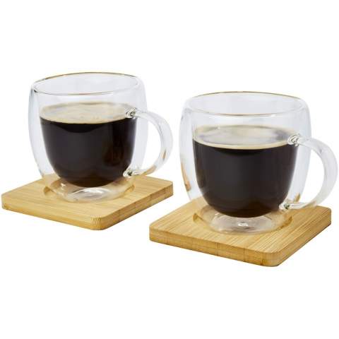 A set of 2 double-wall thermal glasses with bamboo coaster. The bamboo comes from sustainable, environmentally, and socially responsible sources. Thanks to the double borosilicate glass, the temperature of the drink is retained for a long time. Volume capacity is 250 ml. Coaster size: 10 x 10 x 1 cm.