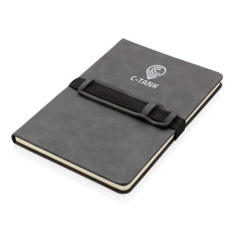Wees altijd voorbereid op elke vergadering met dit luxe hardcover PU-notitieboek. Stijlvol en voelt zacht aan. Het notitieboekje bevat 80 vellen / 160 pagina's 70 g / m2 crèmekleurige gelinieerde pagina's. De voorkant van de notitieboek is voorzien van een horizontale elastische band die je pen en telefoon vasthoudt.<br /><br />NotebookFormat: A5<br />NumberOfPages: 160<br />PaperRulingLayout: Gelinieerde pagina's