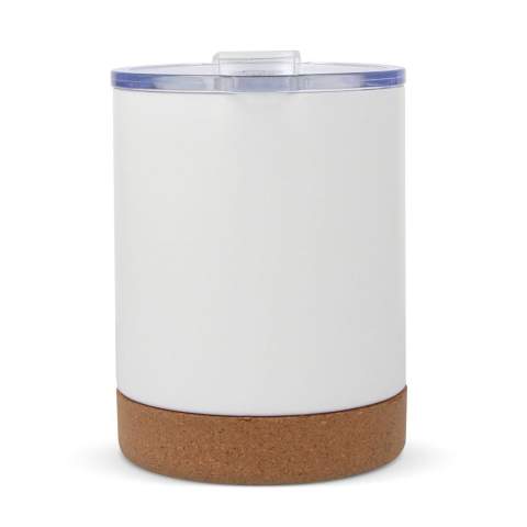 Voici "Lena", une tasse en T-ceramic de 350 ml avec un fond en liège. Un choix élégant et écologique pour vos boissons en déplacement. L'intérieur en céramique offre de nombreux avantages, notamment un nettoyage facile, l'élimination des odeurs et des résidus de goût après le lavage et une isolation thermique supérieure. Fabriqué en acier inoxydable recyclé à 90 %.
