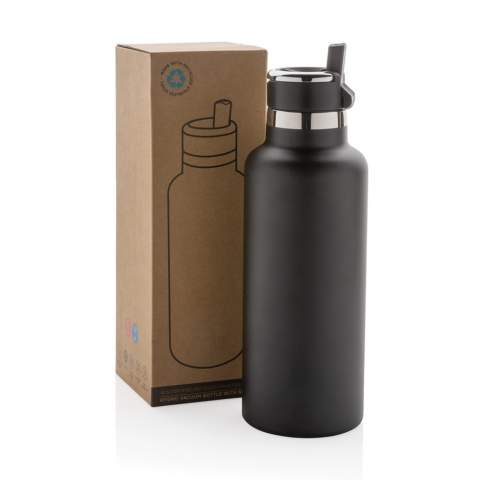 Diese ultimative Stainless-Steel-flasche mit Trinkschnauze hält Ihr Getränk bis zu 5 Stunden warm oder bis zu 15 Stunden kalt. Hergestellt aus RCS-zertifiziert (Recycled Claim Standard) recycelten Materialien. Die RCS-Zertifizierung gewährleistet eine vollständig zertifizierte Lieferkette für die recycelten Materialien. Gesamter recycelter Inhalt: 83%, bezogen auf das Gesamtgewicht des Artikels. BPA-frei. Nur Handwäsche Fassungsvermögen 600ml. Nur Handwäsche. Einschließlich FSC®-zertifizierter Kraftverpackung.<br /><br />HoursHot: 5<br />HoursCold: 15