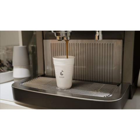 Gobelet réutisable de la marque Mepal. Fabriqué en PP robuste et 100% recyclable. Empilable et passe au lave-vaisselle. Excellent pour utiliser comme gobelet réutilisable standard à la machine à café. L'alternative parfaite au gobelet à café jetable. Fabriqué en Hollande. Capacité 165 ml.
