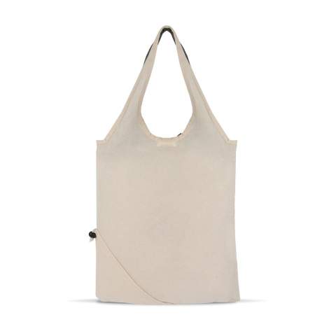 Deze lichtgewicht katoenen boodschappentas is ideaal voor het vervoeren van uw boodschappen. Dankzij het kleine opgenaaide zakje kan de tas in zichzelf opgevouwen worden zodat hij minder ruimte inneemt. Hij is gemaakt van een combinatie van OEKO-TEX® katoen en gerecycled katoen.