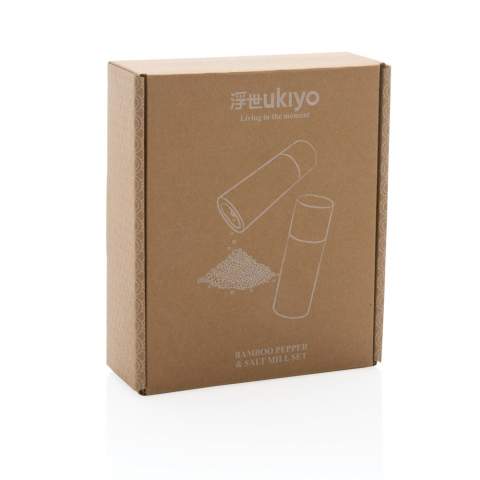 Set sel et poivre Ukiyo en bambou, réunit style et élégance sur votre table à manger. L'intérieur se compose d'un moulin en céramique, afin que vous puissiez moudre le sel et le poivre sans aucun problème. Les deux moulins ont une grande capacité de 110 ml, vous n'aurez donc pas à remplir les sets souvent. Emballé dans une boîte cadeau en kraft.