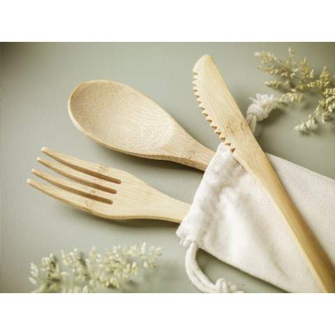 Eco-friendly cutlery set made from natural bamboo. This set consists of a spoon, fork and serrated knife. Each set is supplied in an individual canvas pouch.