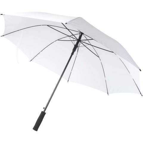 Parapluie de 27 pouces avec une toile en RPET 190T et une poignée en plastique noir de 14,5 cm de long, offrant une prise en main confortable. L'armature en fer de 14 mm assure une bonne stabilité même en cas de vent. Le parapluie Ibi est un compagnon fiable pour un usage quotidien, alliant fonctionnalité et esthétique contemporaine.