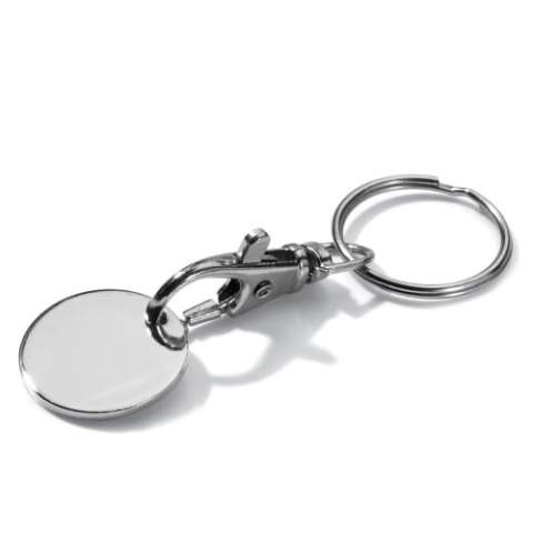 Metal trolley coin on a carabiner with keychain. Easy to attach to keys. Suitable for trolleys with €1,00 and €0,50 coin deposits.