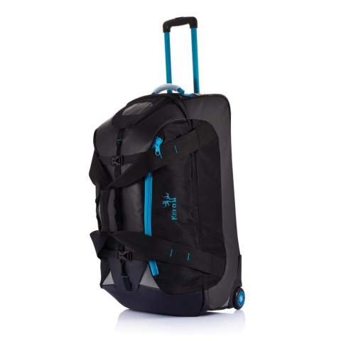 Ce sac en 600D est le sac outdoor par excellence. Grand compartiment principal zippé. Une multitude de pochettes internes zippées, avec une poche détachable en maille. Poignée du système de trolley en aluminium de couleur assortie.