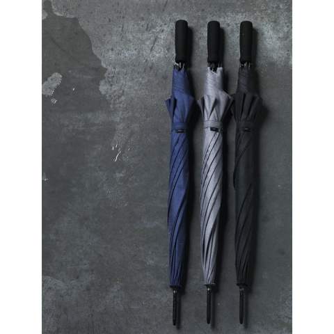 WoW! Compacte paraplu van 190T RPET pongee polyester. Deze paraplu heeft een automatische telescoopvering, glasvezel frame, metalen steel, soft foam handgreep en klittenbandsluiting. RCS-gecertificeerd. Totaal gerecycled materiaal: 18%.