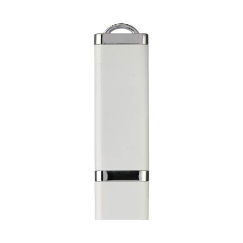 8GB USB-Stick in einem sehr schlanken und flachen Kunststoffgehäuse inkl. Kappe. Einzeln verpackt in einer weißen Geschenkverpackung. Preise verstehen sich exklusiv Gema-Gebühren.