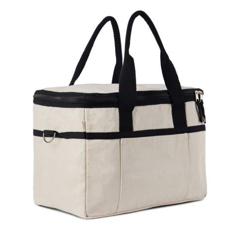 Discover our spacious cooler basket, designed to keep your favourites chilled for longer durations. Featuring an adjustable shoulder strap and robust handles for versatile carrying options. Crafted from 500 gsm recycled canvas. The canvas remains undyed and unbleached, eliminating any environmental impact from chemicals. Crafted from 70% recycled cotton and 30% recycled polyester, this bag reinforces our dedication to responsible sourcing. It also features the AWARE™ tracer technology, validating the genuine use of recycled materials. 2% of the proceeds of each product sold will be donated to Water.org.